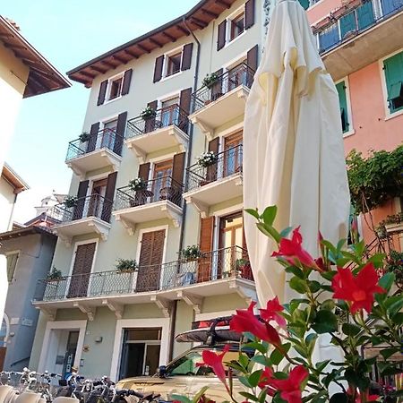 Casa Nataly Bed and Breakfast Torbole Sul Garda Exterior foto